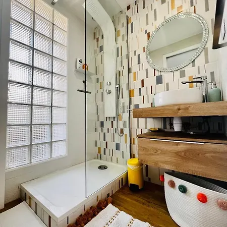 Brand New 2 Bdr In With Ac And Sea View * 昂蒂布