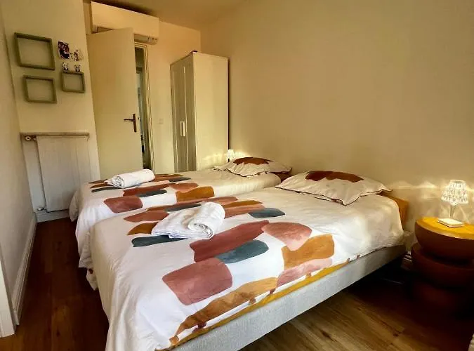 Hébergement de vacances Brand New 2-bedroom In With Ac And Sea View Antibes